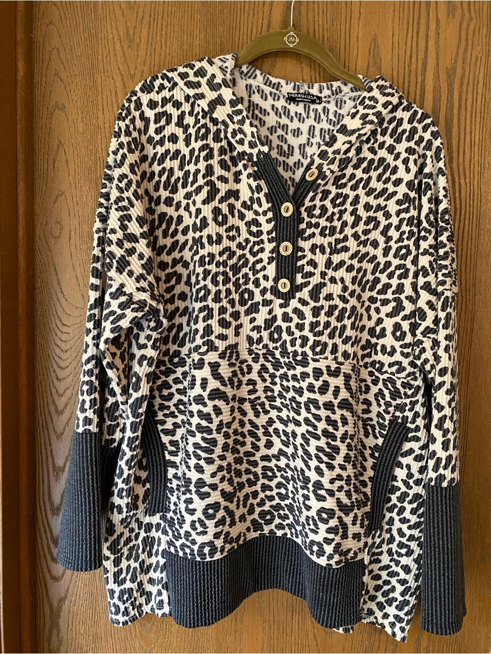 Heimish Leopard w/Solid Contrast, L/S Hoodie Top, Ivory, Charcoal - Sz M